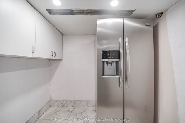 1927 Parkside Dr, House other with 5 bedrooms, 4 bathrooms and 2 parking in Pickering ON | Image 28