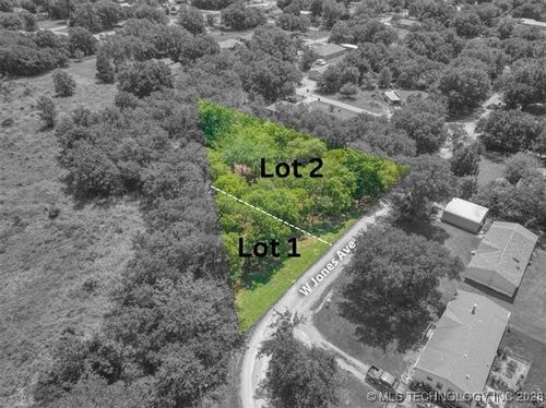 001 W Jones Ave, Calera, OK, 74730 | Card Image