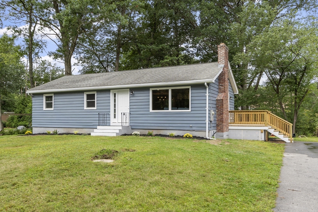 Cross St, Acton, MA 01720