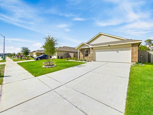 14423 Woodcott Warren Way, Rosharon, TX, 77583-4735 | Card Image
