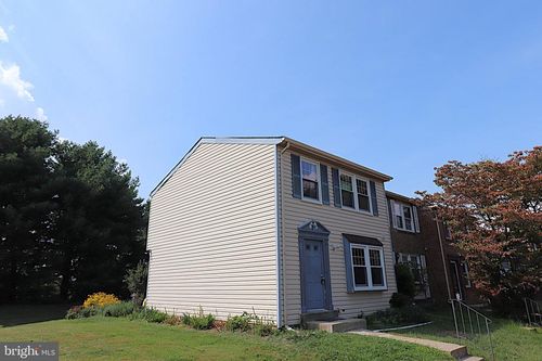 11 Mountain Laurel Ct, GAITHERSBURG, MD, 20879-1570 | Card Image
