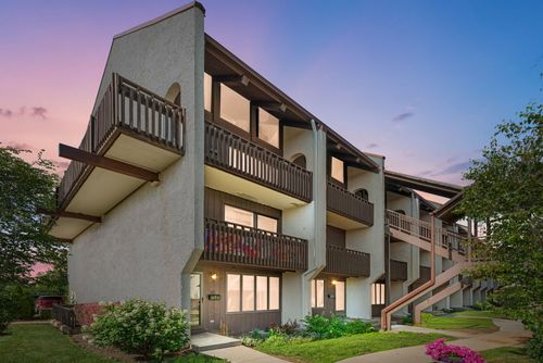 apt-101-6600 W Wood River Dr, Niles, IL, 60714-3310 | Card Image