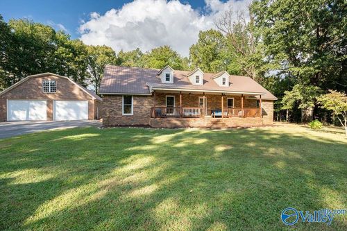 17986 County Road 33, Fackler, AL, 35746-4808 | Card Image