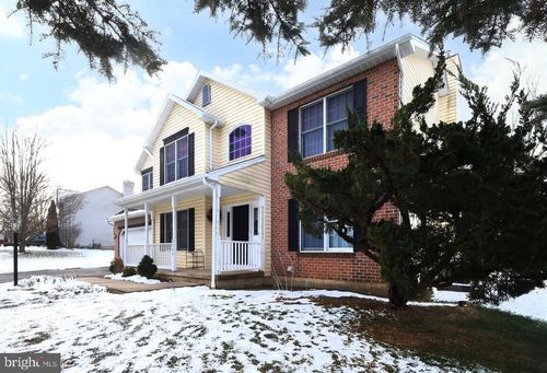 2344 Autumnwood Dr, STATE COLLEGE, PA, 16801-2460 | Card Image