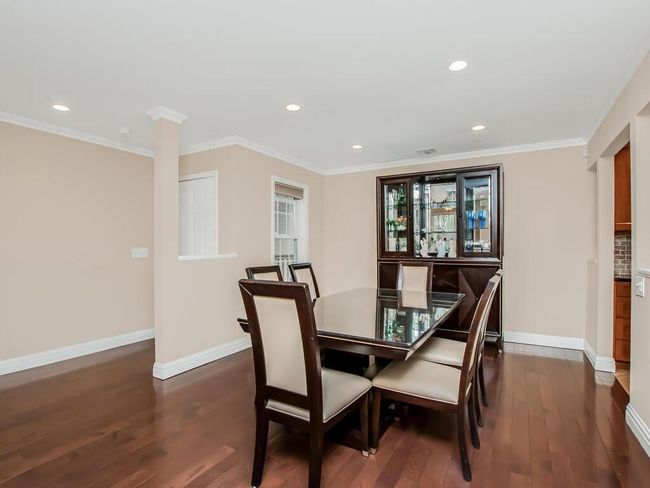 203 Glenwood Dr, Condo with 2 bedrooms, 2 bathrooms and 2 parking in Briarcliff Manor NY | Image 5