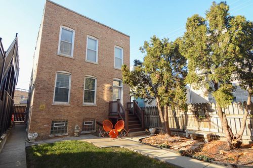 ch1-3144 Oakley Ave, Chicago, IL, 60618-6572 | Card Image