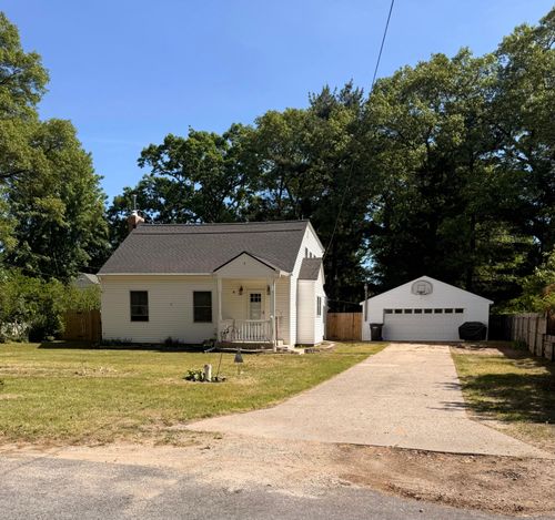 5324 Bryn Mawr Pl, Muskegon, MI, 49442-1807 | Card Image