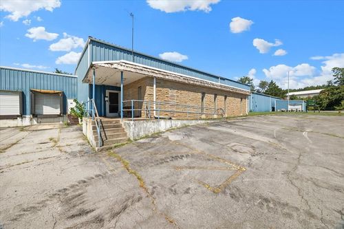 119 N Main St, Byrdstown, TN, 38549-2206 | Card Image