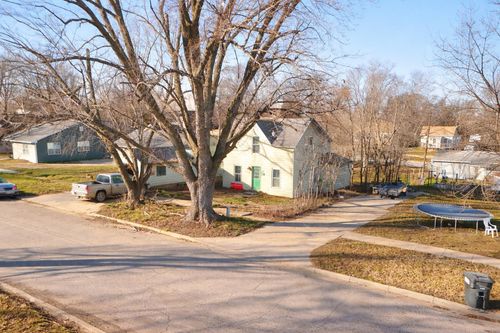 525 N Concord St, Minneapolis, KS, 67467-1811 | Card Image