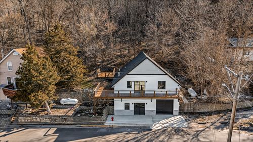 180 S Hill St, Fountain City, WI, 54629-6503 | Card Image