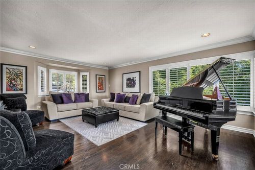 27610 Eastvale Rd, Palos Verdes Peninsula, CA, 90274-4023 | Card Image