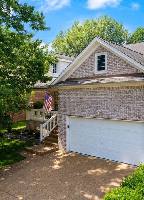824 Pisgah Park, Brentwood, TN, 37027-4445 | Card Image