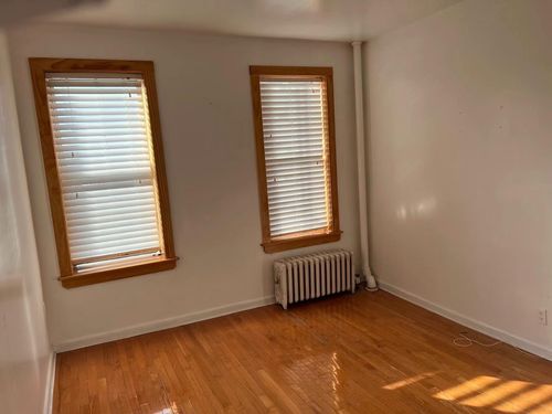 apt-2j-3591 161st St, Flushing, NY, 11358-1648 | Card Image