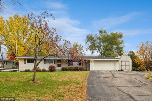 104 Bavarian Cir, Cannon Falls, MN, 55009-1201 | Card Image