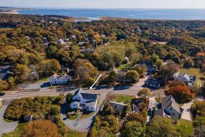 2590 Main St, House other with 5 bedrooms, 3 bathrooms and 6 parking in Chatham MA | Image 3