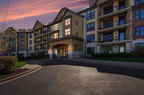202-1320 Riverside Ln, Mendota Heights, MN, 55118-1754 | Card Image