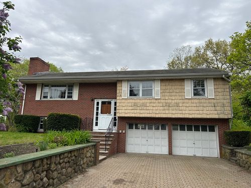 174 Lexington St, Newton, MA, 02466 | Card Image