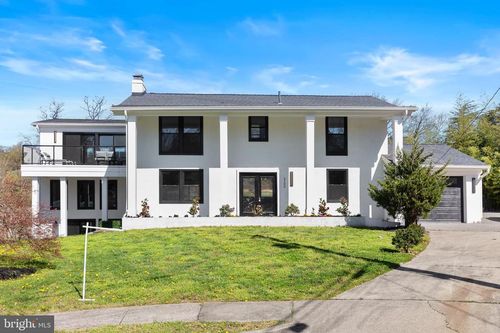 2100 S Pierce St, ARLINGTON, VA, 22202-1517 | Card Image