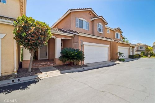 284 Twilight Glen Ln, Simi Valley, CA, 93065-3085 | Card Image