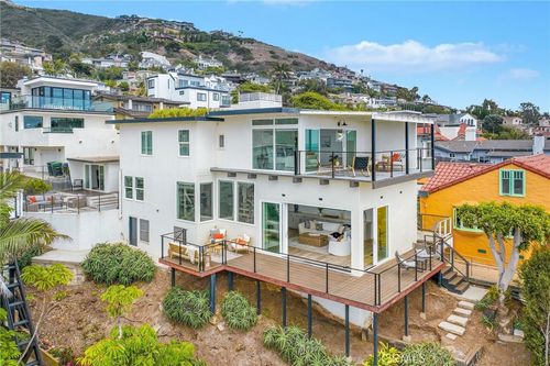 32015 Point Pl, Laguna Beach, CA, 92651-6862 | Card Image