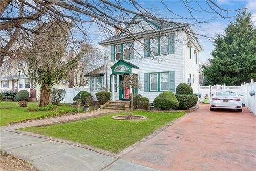 2448 Amherst St, East Meadow, NY, 11554-4106 | Card Image