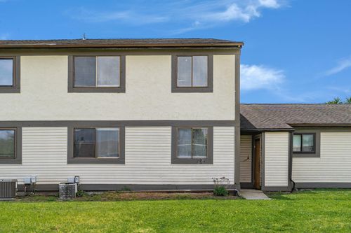 2325 Laurelwood Dr, Columbus, OH, 43229-2856 | Card Image