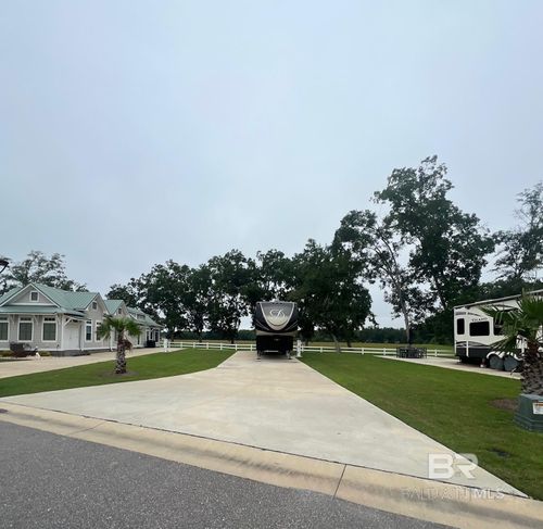 12435 Gateway Dr, Elberta, AL, 36530-4427 | Card Image