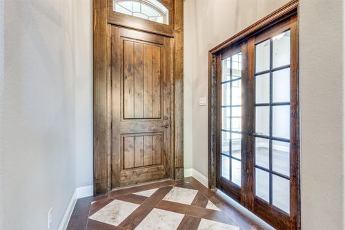 332 Trinity Ave, Azle, TX, 76020-5491 | Card Image