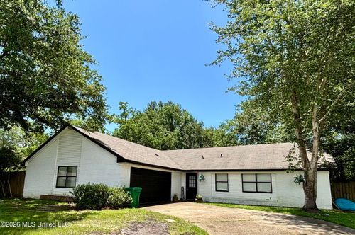 12317 Locke Pl, Ocean Springs, MS, 39564-2415 | Card Image