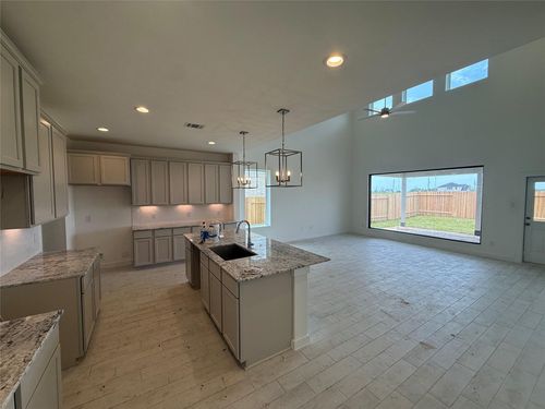 822 Orchard Vale Rd, Rosharon, TX, 77583-5377 | Card Image