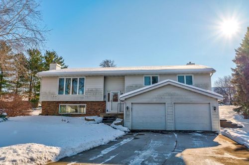 30 Morningdale Circle, Madison, WI, 53717 | Card Image