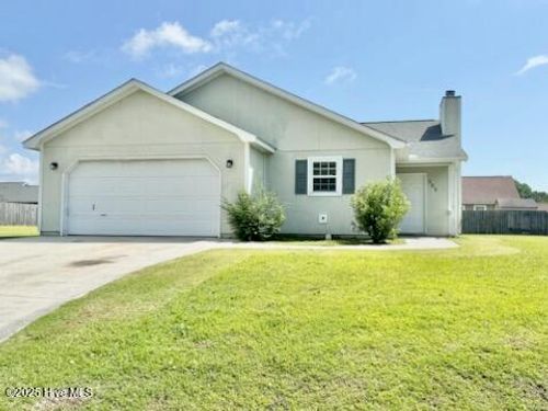 203 Gray Fox Run, Hubert, NC, 28539-4555 | Card Image