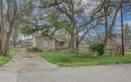 5305 Kashmere St, Houston, TX, 77026-2361 | Card Image