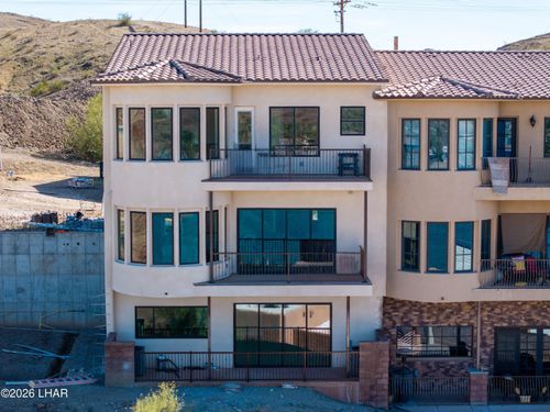 8490 River View Villas Dr, Parker, AZ, 85344-7214 | Card Image