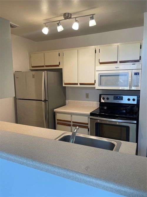 5992-302 Westgate Dr, ORLANDO, FL, 32835 | Card Image