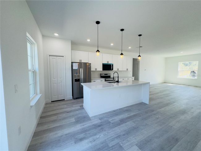 Open floor plan | Image 10