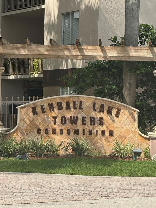 310-15241 Sw 80th Street, Miami, FL, 33193 | Card Image