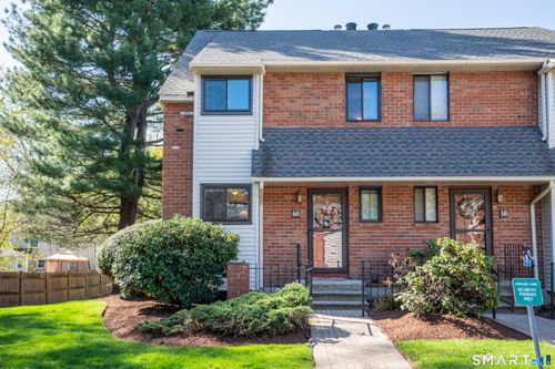 60-60 Danforth Ln, West Hartford, CT, 06110-2430 | Card Image
