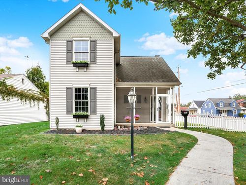 539 Linden St, Middletown, PA, 17057-2228 | Card Image