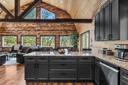 12089 Cantwell Cliffs Rd, Rockbridge, OH, 43149-9610 | Card Image