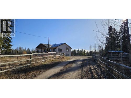 6851 Fawn Creek Rd, Lone Butte, BC, V0K1X1 | Card Image