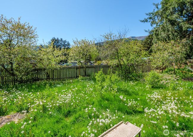 130 Pinto Ln, House other with 3 bedrooms, 2 bathrooms and 1 parking in Brinnon WA | Image 20