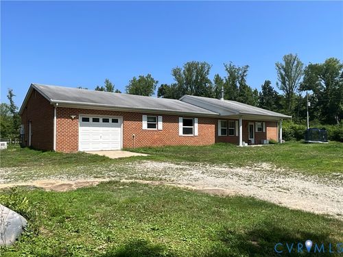 17220 Royalton Rd, Amelia Court House, VA, 23002-4344 | Card Image