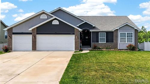 529 Austin Dr, Truesdale, MO, 63380-1229 | Card Image