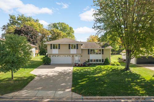 6624 Edgemont Blvd N, Brooklyn Park, MN, 55428-1849 | Card Image