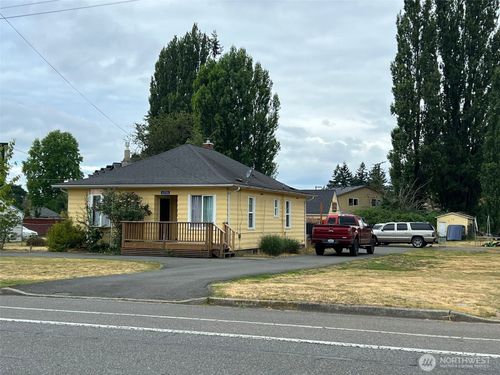 6506 Armar Rd, Marysville, WA, 98270-4435 | Card Image