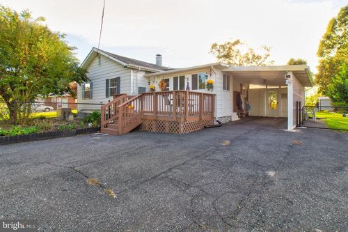 5 Holly Ave, Bridgeton, NJ, 08302-5992 | Card Image