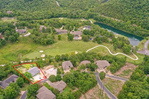 411 Silverwood Cir, Branson West, MO, 65737-9237 | Card Image