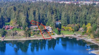 MADERA encompasses 39.3 acres of grounds totally surrounded by a wall of stucco, brick & railroad tie fencing. Access through security gates at Gravelly Lake Drive as well as Nyanza Dr. Level culdesac fronts this site. | Image 2