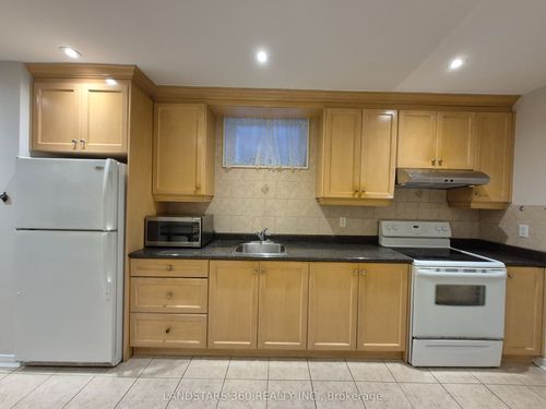 lower-49 Boon Ave, Toronto, ON, M6E3Z2 | Card Image
